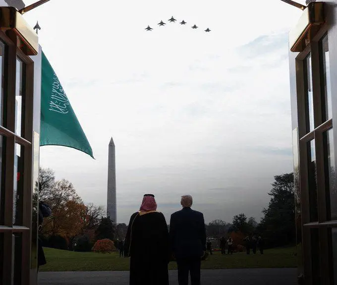 photo_5830284703095786383_x