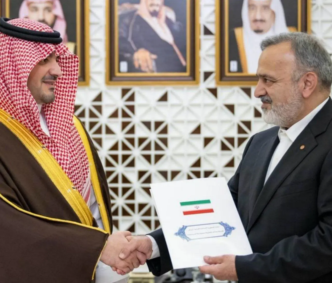 photo_2025-11-18_02-06-32