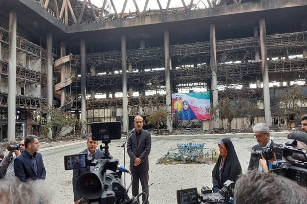 هشدار جبلی به مهمانان تلویزیون: قدر آنتن زنده را بدانید!