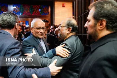 محمد شریعتمداری