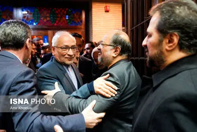 محمد شریعتمداری
