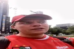 بوسه ویژه یک هلندی به پرچم ایران اسلامی