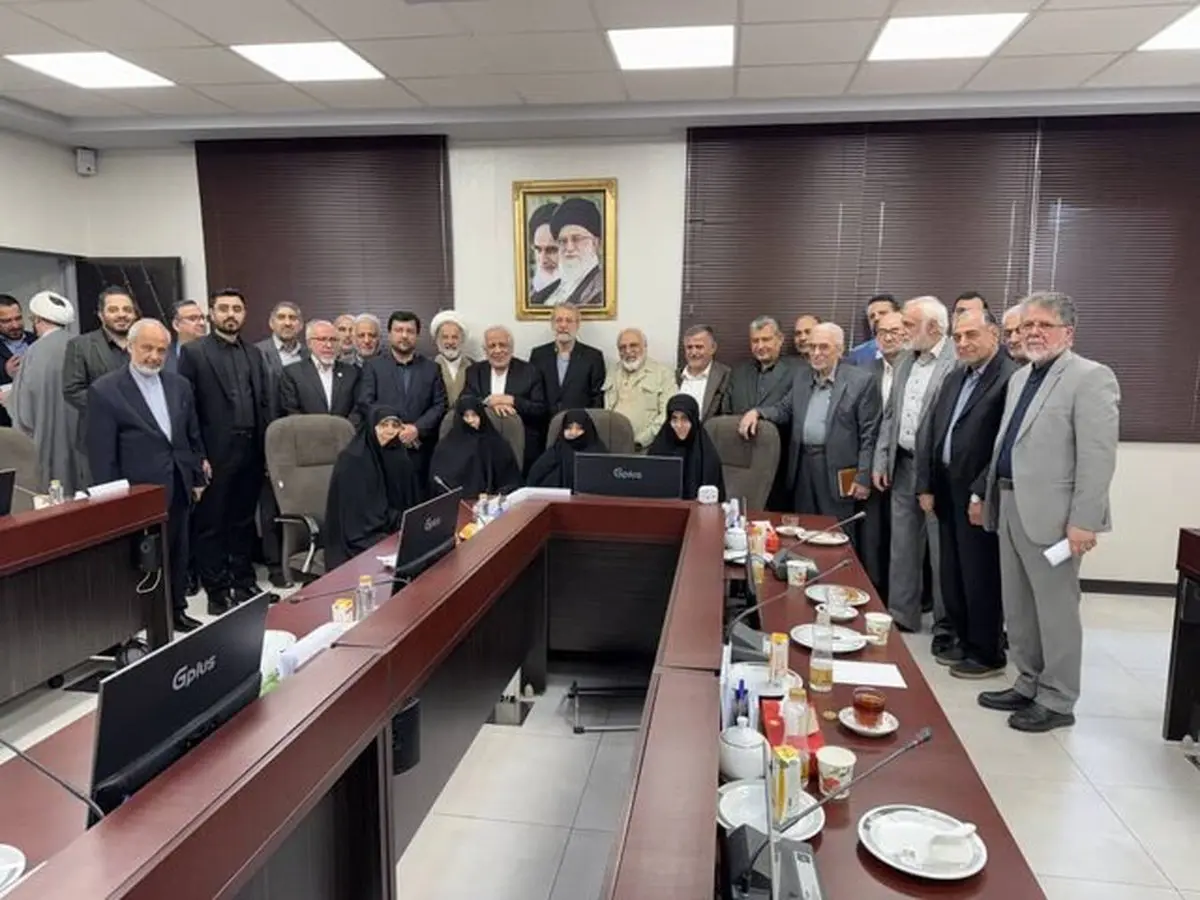 مشاور رهبر انقلاب: احزاب تربیت سیاستمدار را جدی بگیرند