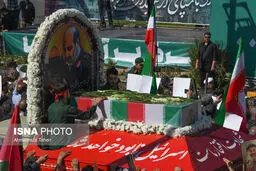 تصاویر تشییع باشکوه پیکر سردار شهید زاهدی در اصفهان