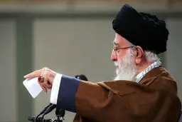 رهبر انقلاب: هیچ خللی به موضوع اتحاد مسلمانان وارد نشود