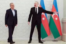 تصاویر استقبال رسمی علی‌اف از پزشکیان در باکو