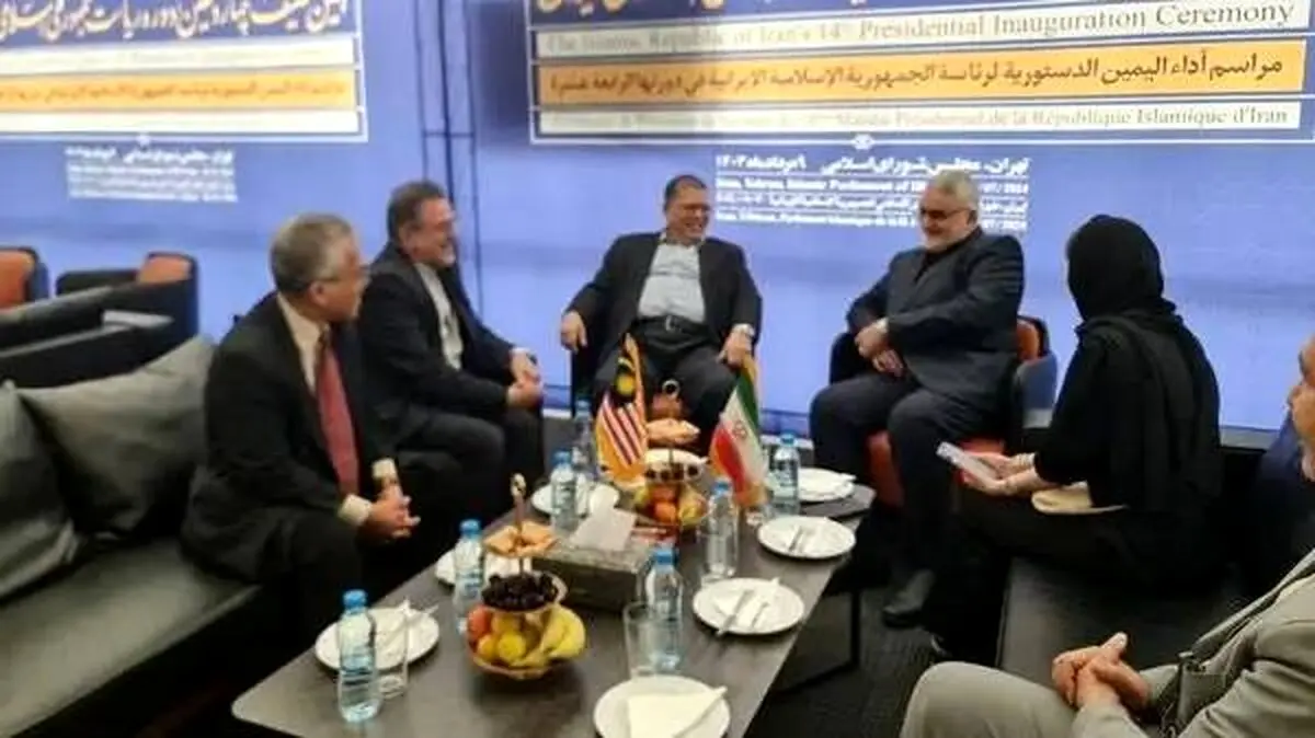 رئیس مجلس مالزی وارد تهران شد