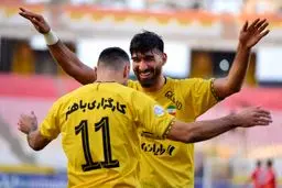 مغانلو: گفتند ضربه مغزی می‌شوی، کلاه کاسکت گذاشتم!