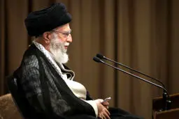 تصاویر سخنرانی تلویزیونی رهبر معظم انقلاب اسلامی