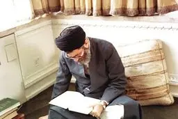 از خانواده رهبر شهید چه کسانی در آن لحظه و در کجا شهید شدند؟