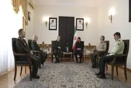فرماندهان ارشد نظامی به نهاد ریاست‌ جمهوری رفتند
