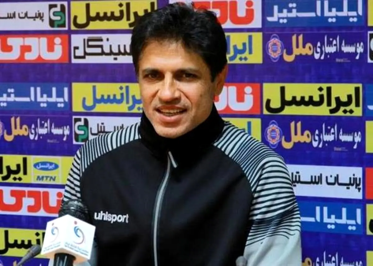 استعفای زودهنگام یک سرمربی!