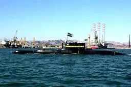 پنهان شدن دو زیردریایی ایران در اعماق آب های خلیج فارس
