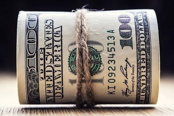 بازار دلار آماده انفجار؛ پیش‌بینی قیمت دلار امروز 20 خردادماه