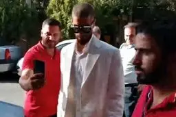 سرلک با کت و شلوار خاص در باشگاه پرسپولیس