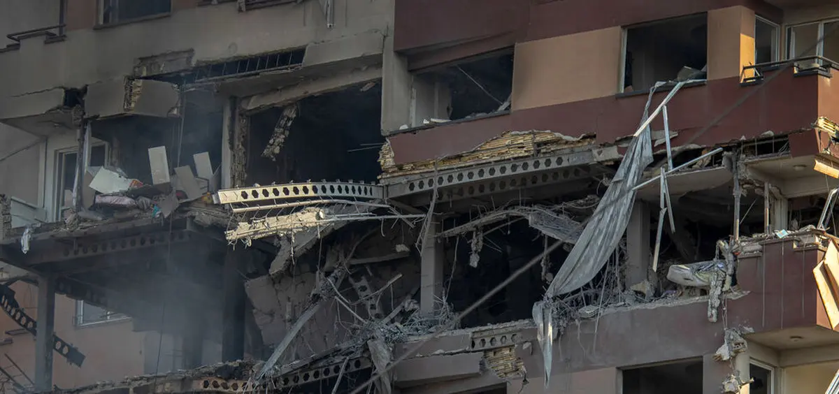 واکنش سناتور ضد ایرانی به کشتار کودکان در بمباران ایران