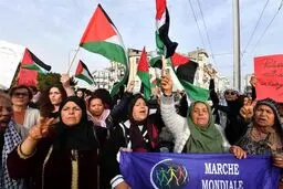 تظاهرات زنان تونسی و موریتانی در حمایت از زنان فلسطینی
