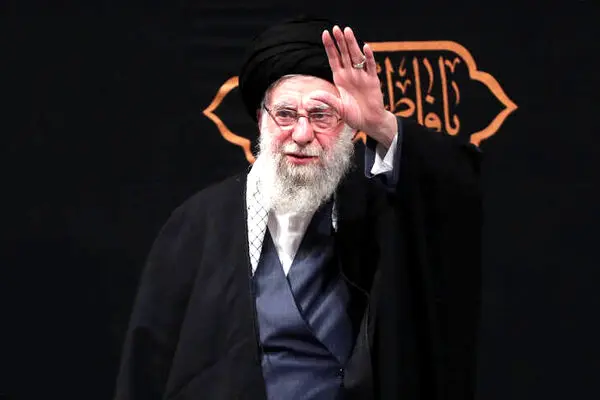 در آغوش ابدی خورشید