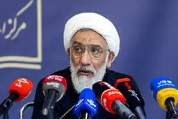 پورمحمدی: ایران با وجود همه فشارها و سختی‌ها با عزت ایستاده است