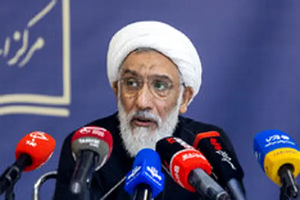 پورمحمدی: ایران با وجود همه فشارها و سختی‌ها با عزت ایستاده است