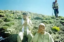 فیلم دیده نشده از کوه‌نوردی سرداران شهید کاظمی و طهرانی مقدم