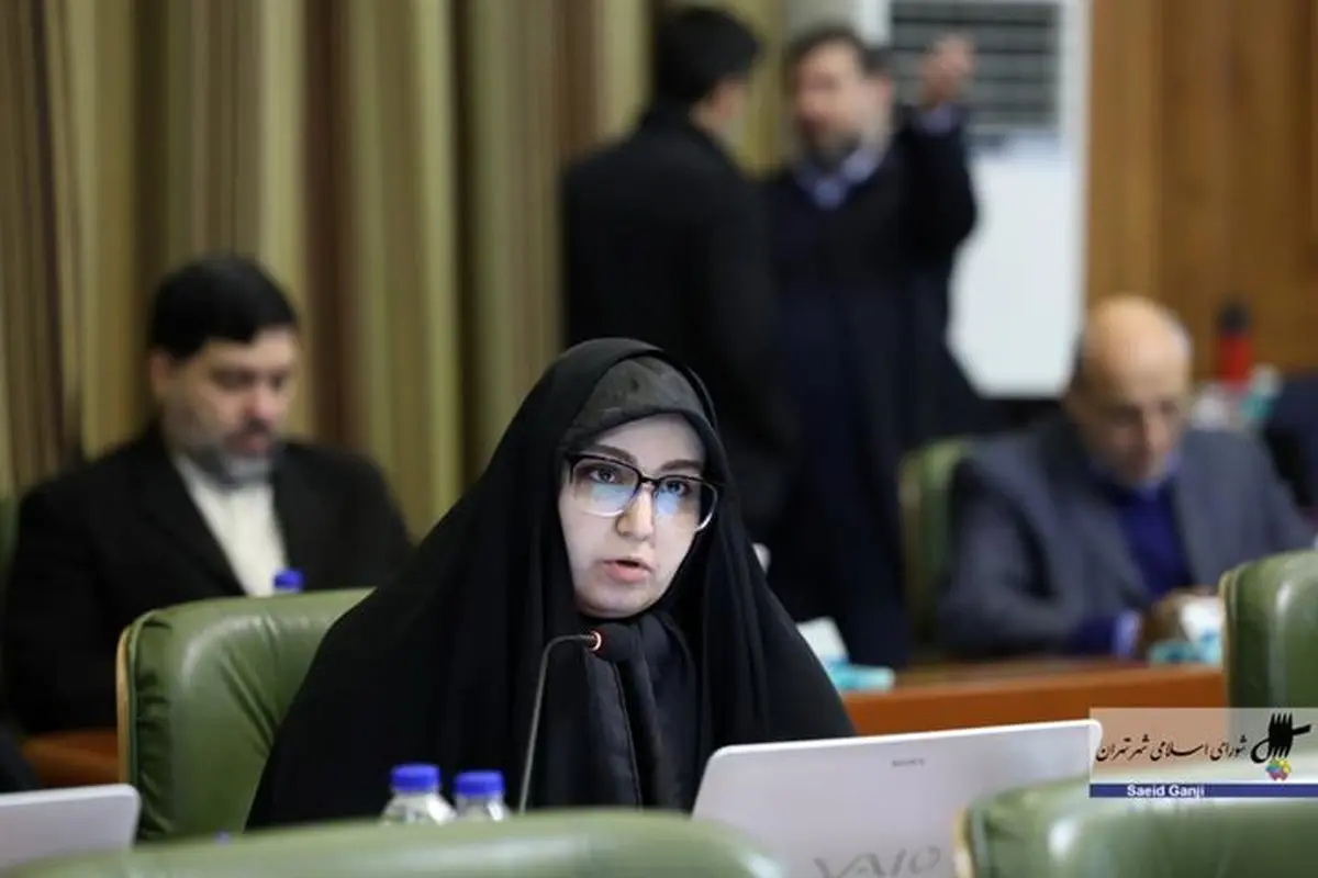 انتقاد شدید دختر شهید سلیمانی از زاکانی:لالایی می خوانید!