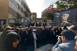 خداحافظی با مردی که آینده ساخت | حضور رئیس جمهور در مراسم وداع با رئیس جامعه خیرین