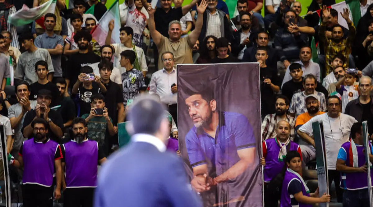 بهترین هدیه ایران به علیرضا دبیر رسید