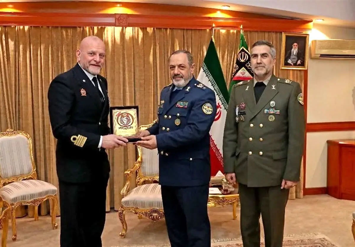 دیدار وزیر دفاع با دبیرکل سیزم در تهران