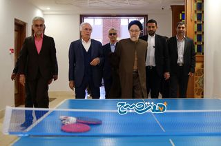 پینگ پنگ بازی کردن سید محمد خاتمی در ۸۲ سالگی + تصاویر