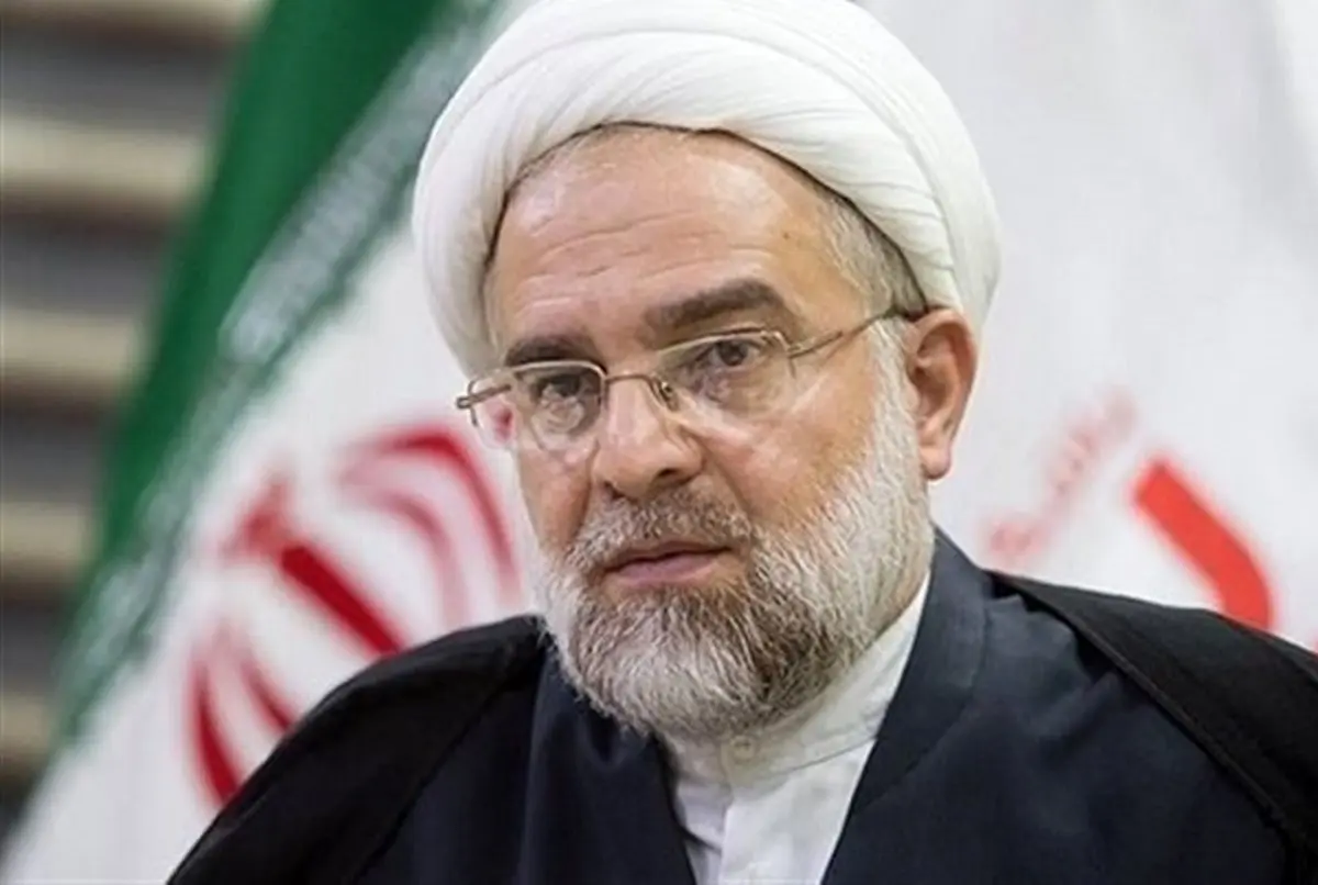 حضور نماینده ولی فقیه در منزل خانواده مهسا امینی