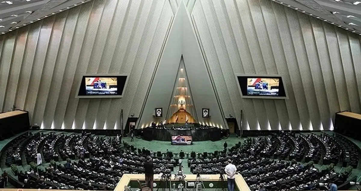 کلید خوردن تفحص از پاداش به دولتی‌ها و اسپانسر تبلیغاتی "روحانی" 