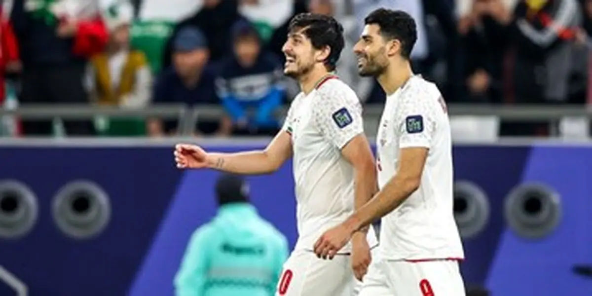  شعار خلیج فارس ایران از سوی هواداران تیم ملی در قطر