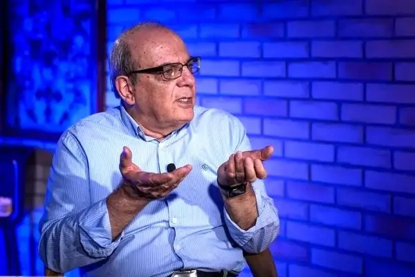 عباس عبدی : فیلترینگ  استثناء ندارد ، فقط اذیت کردن مردم است