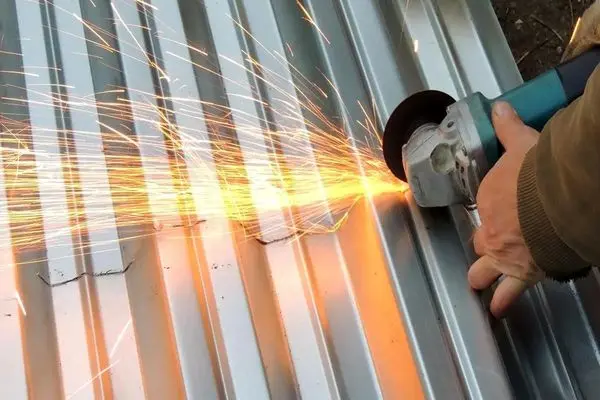 نحوه خرید ورق آهن با امکان برش طبق سفارش