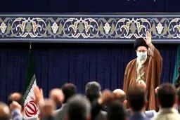 دیدار کارگران با رهبر انقلاب دیدار کردند