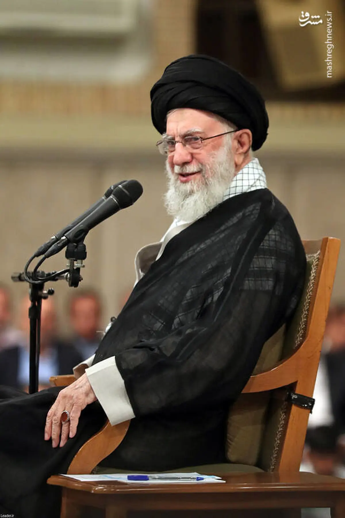 نخست وزیر پاکستان با رهبر انقلاب دیدار کرد

