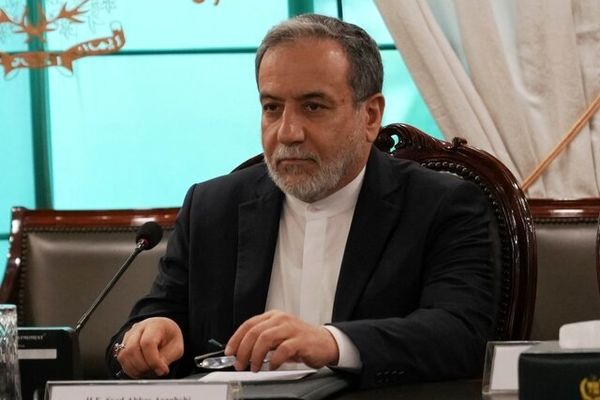 واکنش عراقچی به دستگیری شهروندان ایرانی توسط سرویس‌های امنیتی بریتانیا