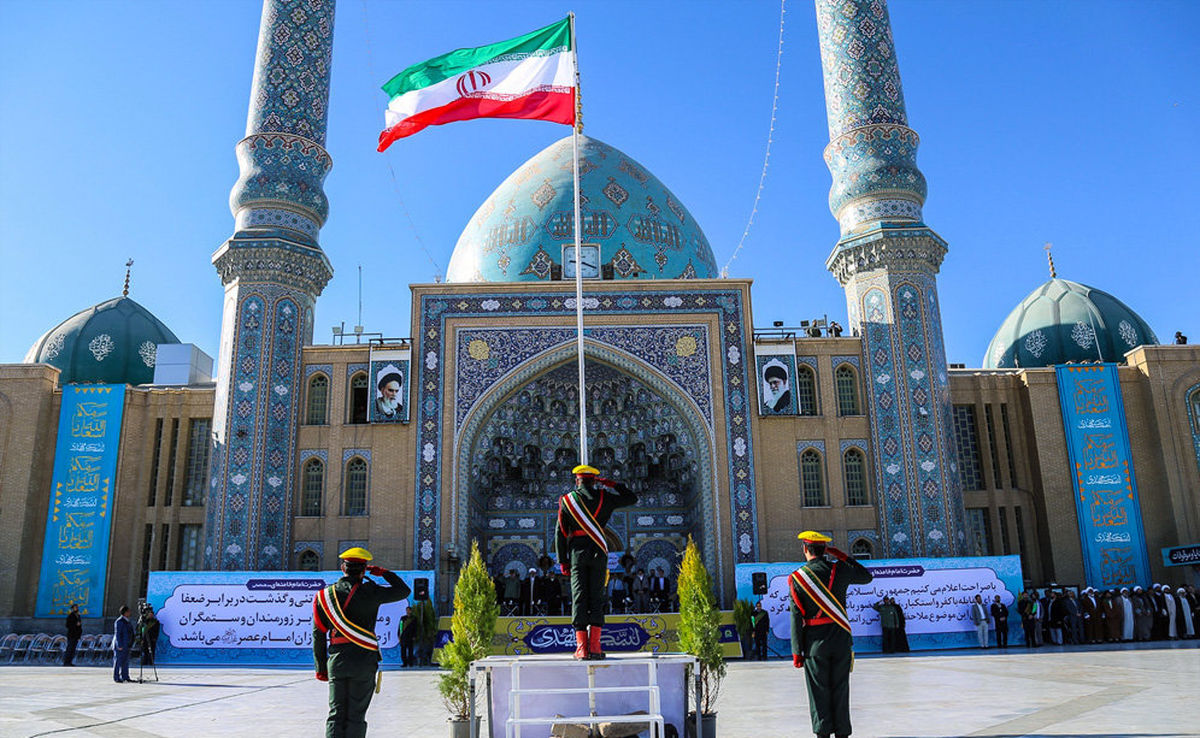  مراسم تدفین دو شهید گمنام در مسجد جمکران