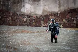 بارندگی شدید در شیراز پای غواص ها را به خیابان باز کرد/تصاویر