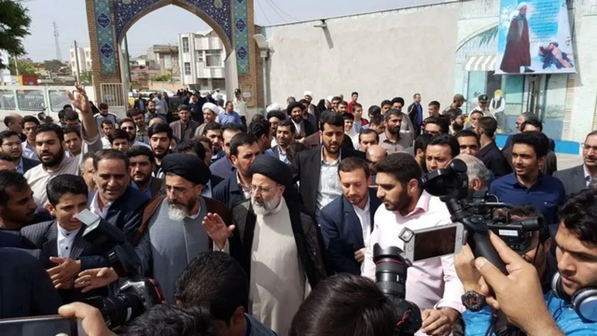 استقبال مردم قزوین از رئیسی/عکس