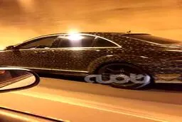 رنگ متفاوت بنز لوکس در تهران/تصاویر