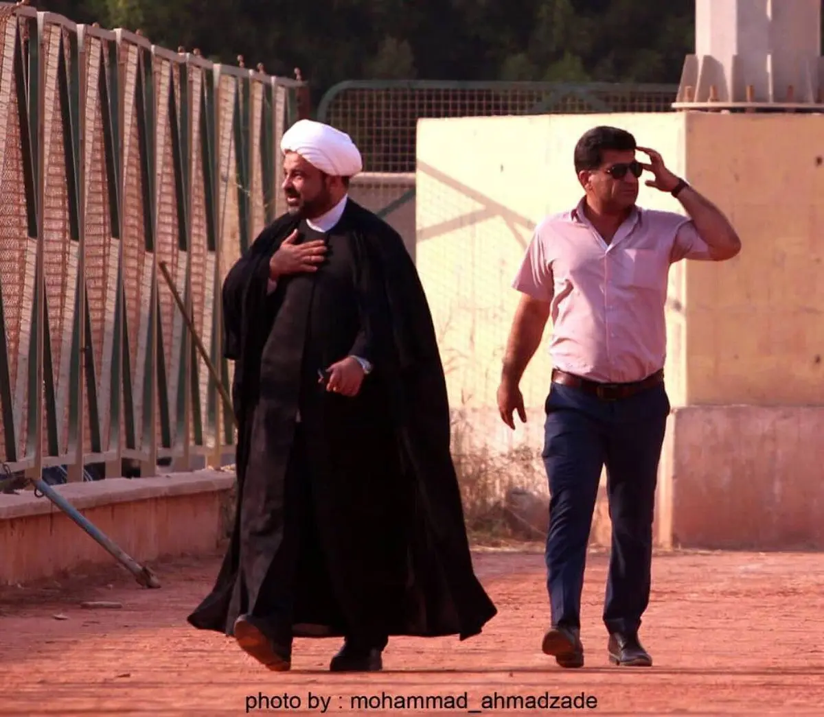 عکس: این نماینده مجلس روحانی از ورود به ورزشگاه محروم شد