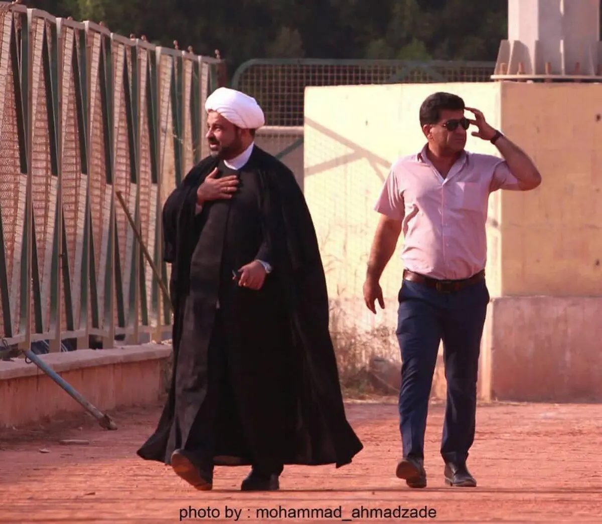 عکس: این نماینده مجلس روحانی از ورود به ورزشگاه محروم شد
