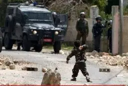 کوچکترین سرباز مبارز با رژیم صهیونیستی/عکس