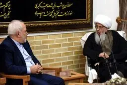 آیت الله وحید خراسانی در دیدار ظریف: باید با دنیا با زبان ملایم صحبت کرد/ به آقای روحانی سلام برسانید؛ بگویید در فکر کار مردم باشند