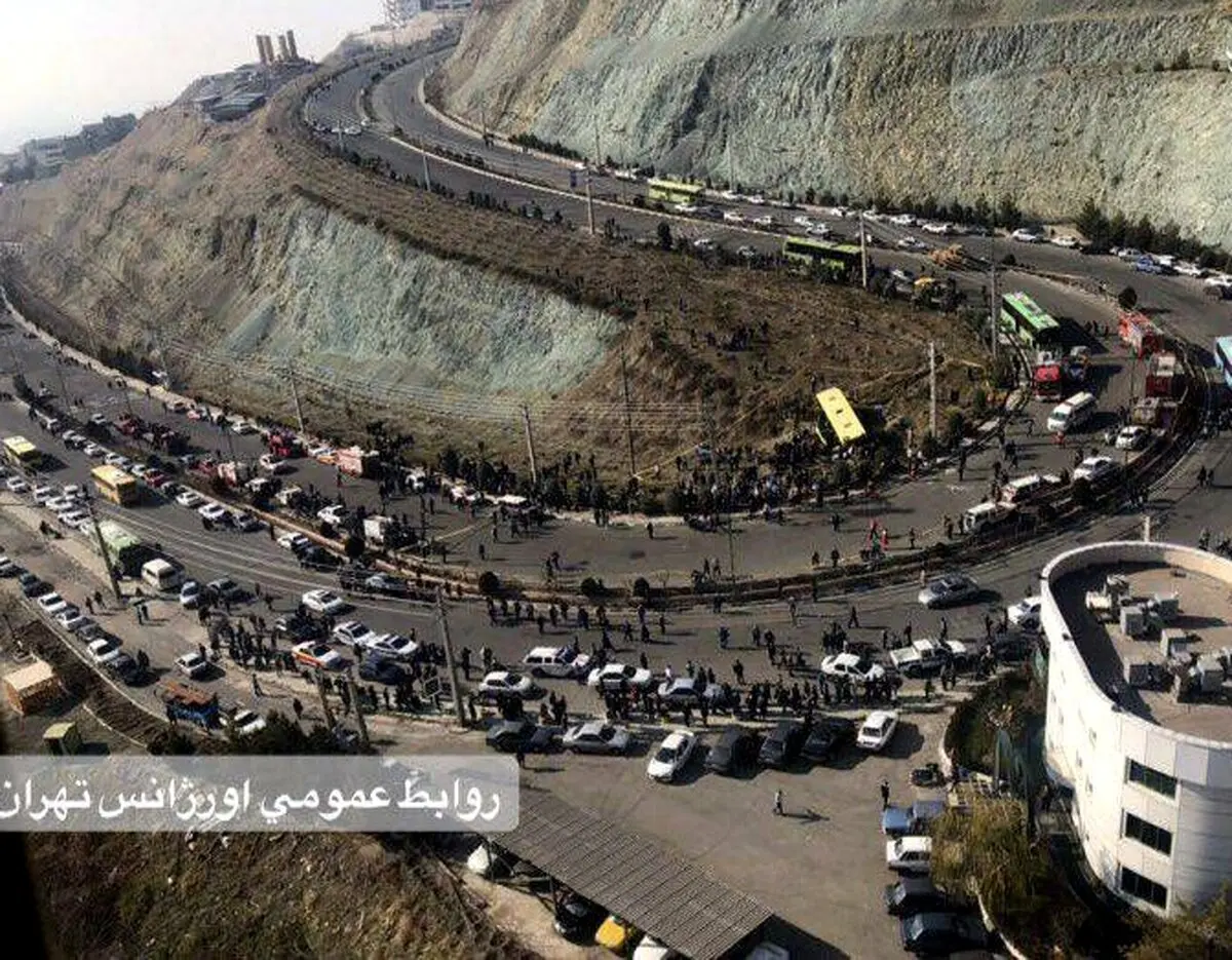 عکس هوایی از محل واژگونی مرگبار اتوبوس دانشجویان/ عکس