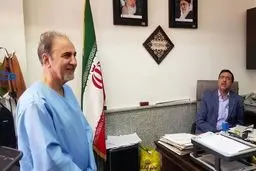 عکس: چهره خندان نجفی در دادسرا