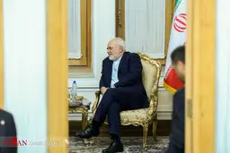 ظریف: حضور نیروهای خارجی هیچ گاه ثبات را برای منطقه ما به ارمغان نیاورده است