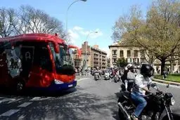 عکس هایی از یک اتفاق ویژه در پامپلونا/اسکورت نکو، کریم و یارانش تا ورزشگاه توسط هواداران اوساسونا